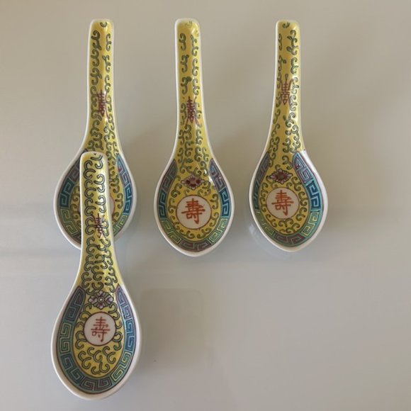 China Jingdezhen Wanshou Porcelain Soup Spoons Yellow Hand Painted Set of 7 - Picture 12 of 16